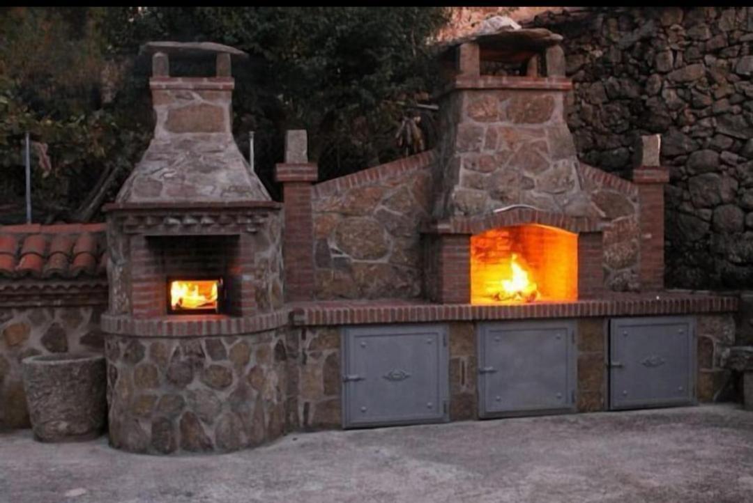 El Cauce Villa Navaluenga Ngoại thất bức ảnh