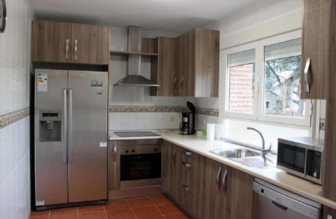 El Cauce Villa Navaluenga Ngoại thất bức ảnh
