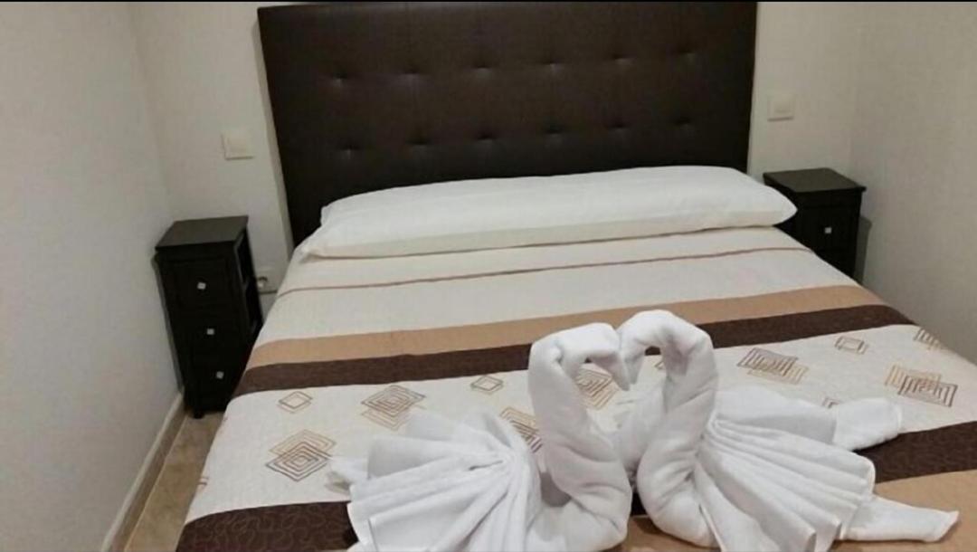 El Cauce Villa Navaluenga Ngoại thất bức ảnh