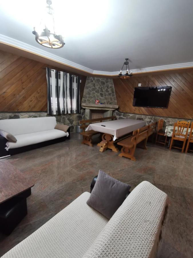 El Cauce Villa Navaluenga Ngoại thất bức ảnh