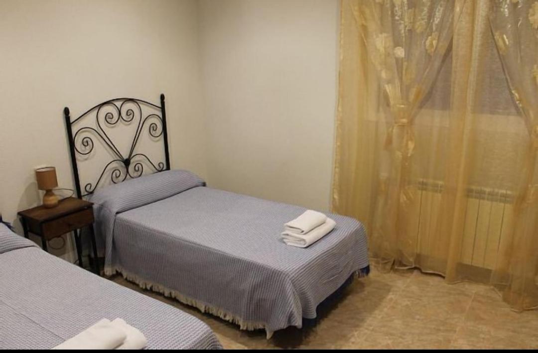 El Cauce Villa Navaluenga Ngoại thất bức ảnh